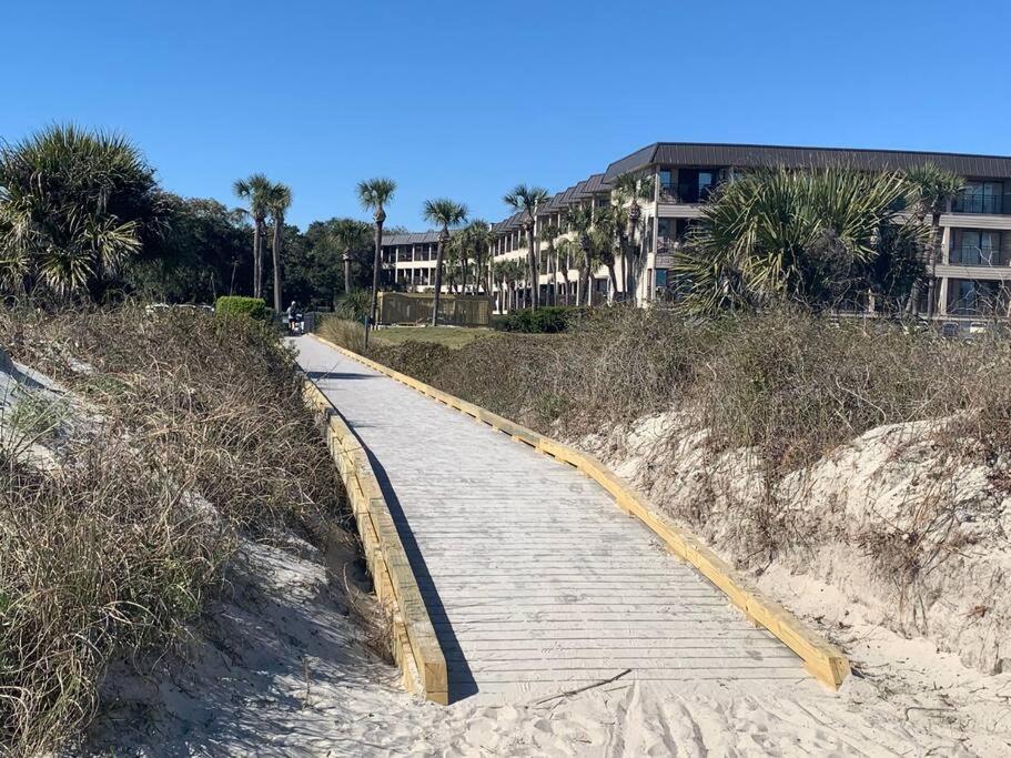 Sunnydaze-Steps To The Ocean King Bed, Free Bikes! Lejlighed Hilton Head Island Eksteriør billede